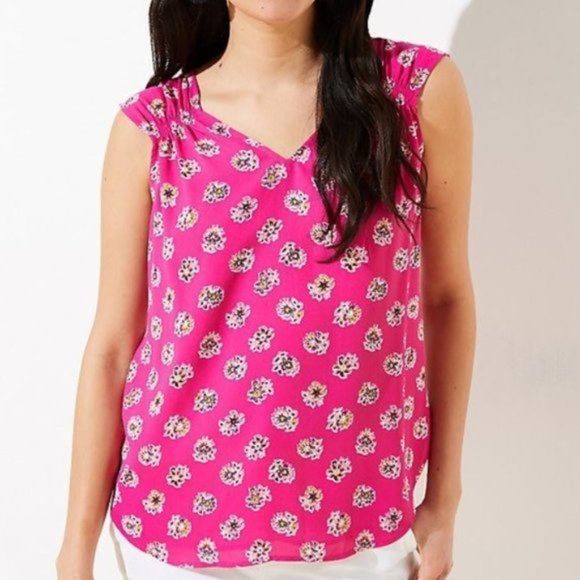 LOFT Tops - NWT LOFT Bloom Smocked Trim Top Blouse Size M